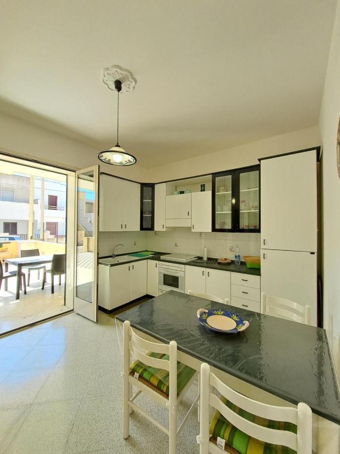 Casa Vittorio A 100M Dalla Sabbia Lido Marini Exterior foto